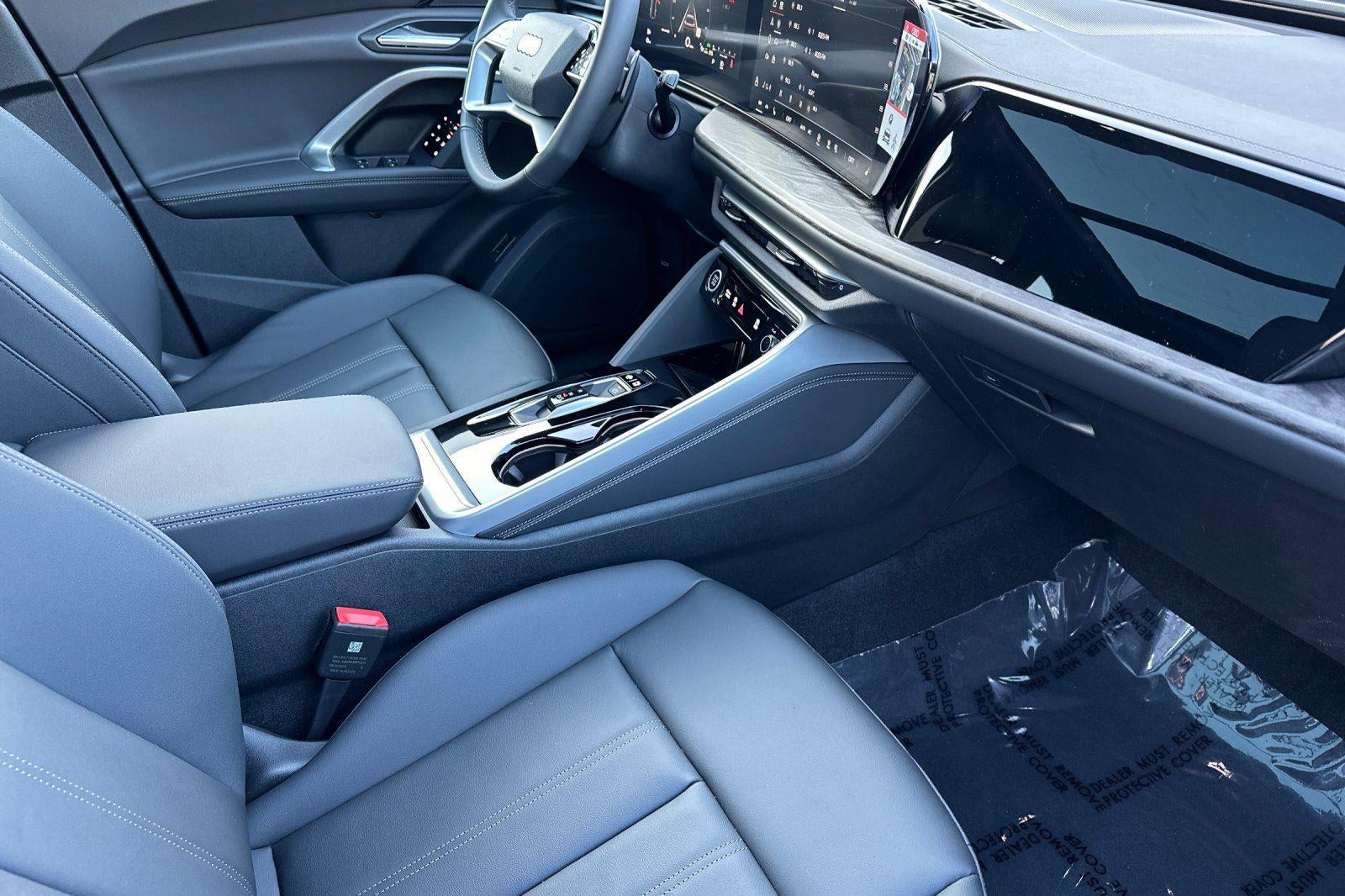 2025 Audi Q5 Premium