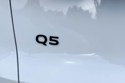 2025 Audi Q5 Premium