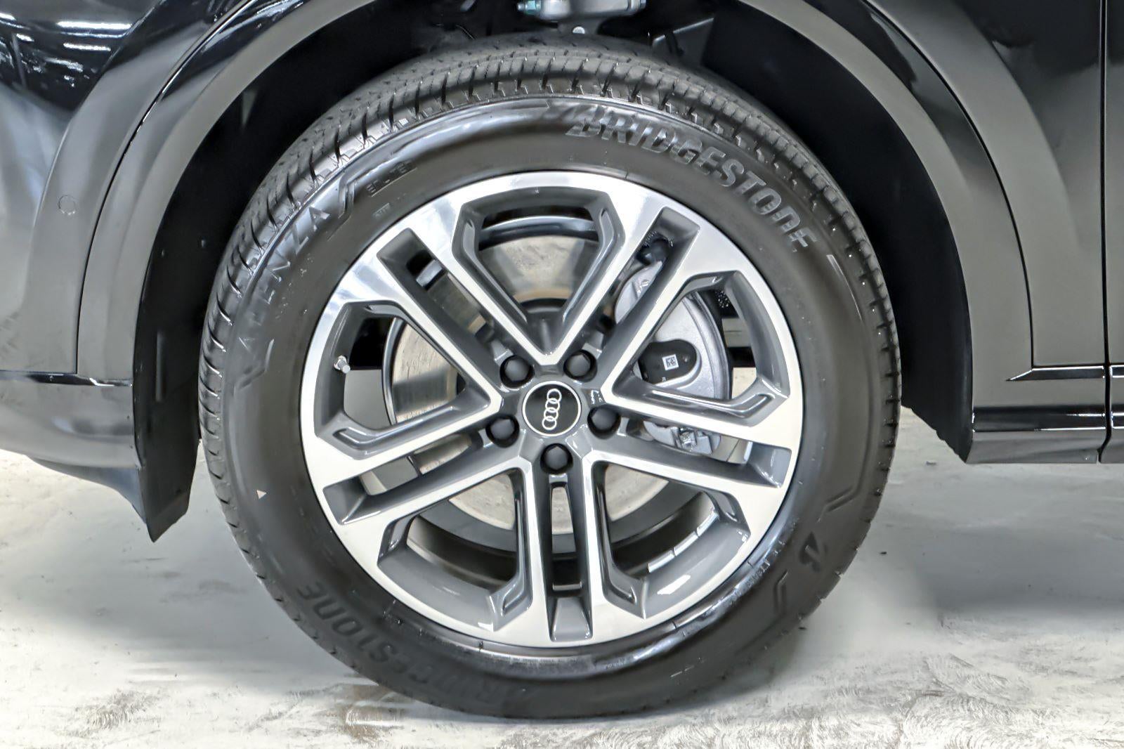 2025 Audi Q5 Premium