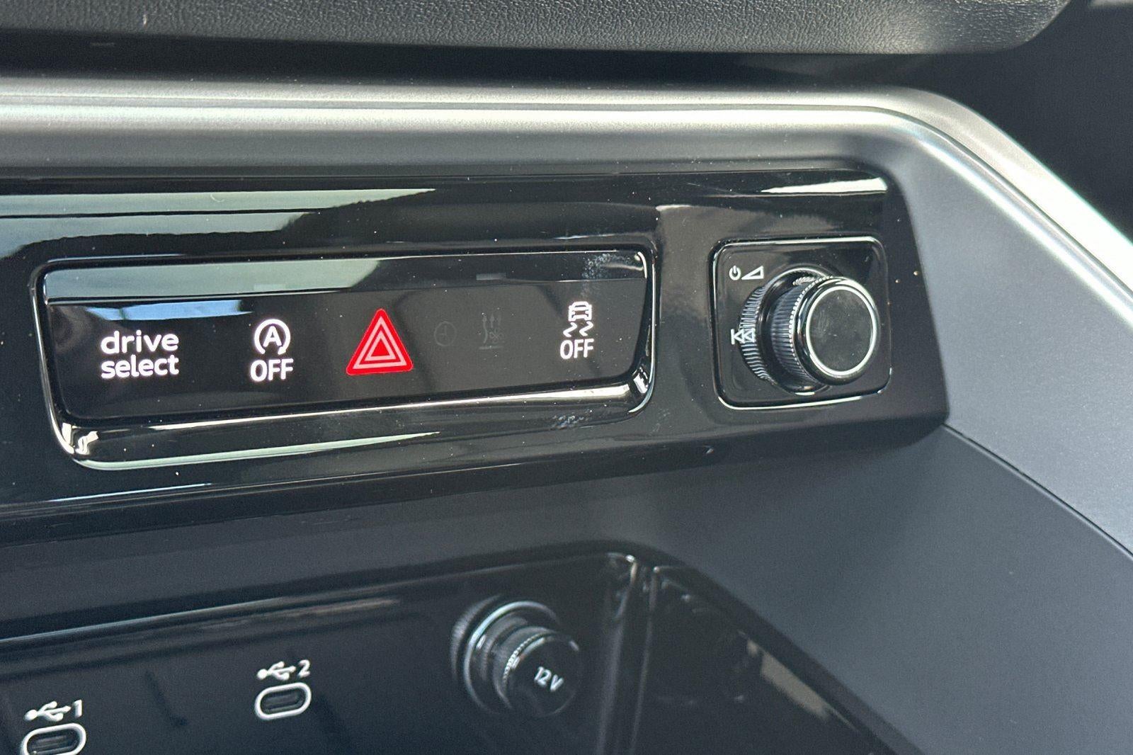 2025 Audi Q5 Premium