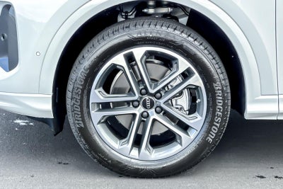2025 Audi Q5 Premium