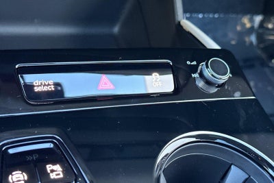 2025 Audi Q6 e-tron Premium Plus