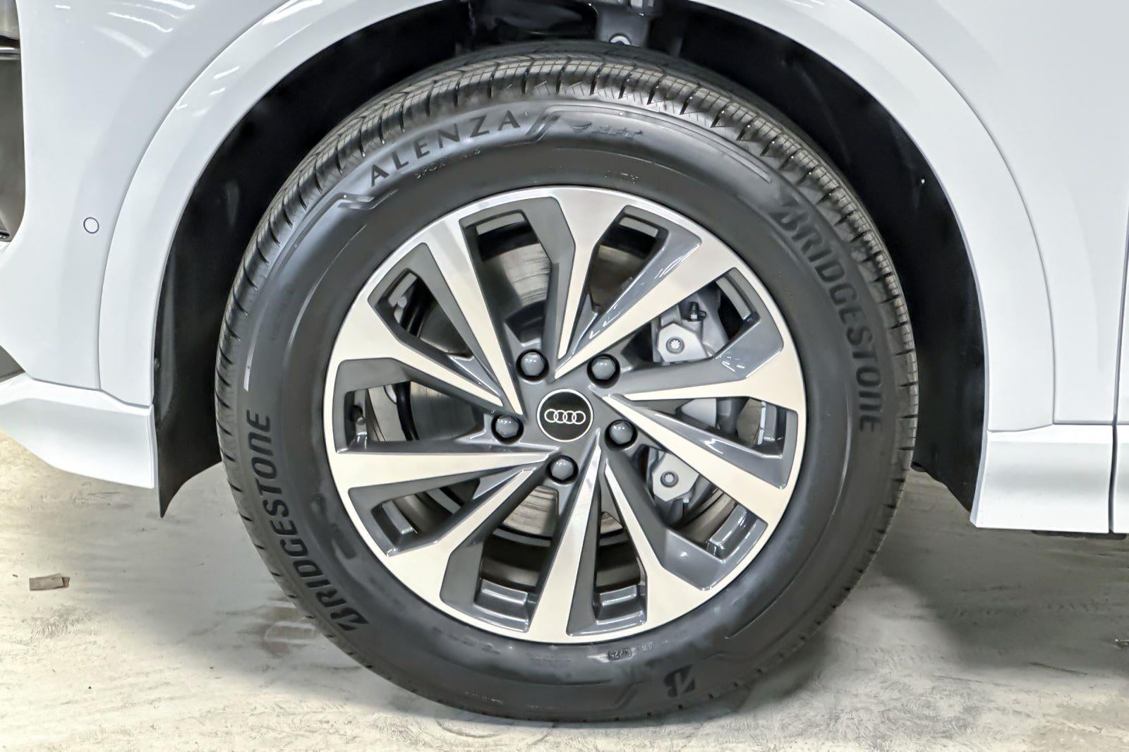 2025 Audi Q6 e-tron Premium Plus