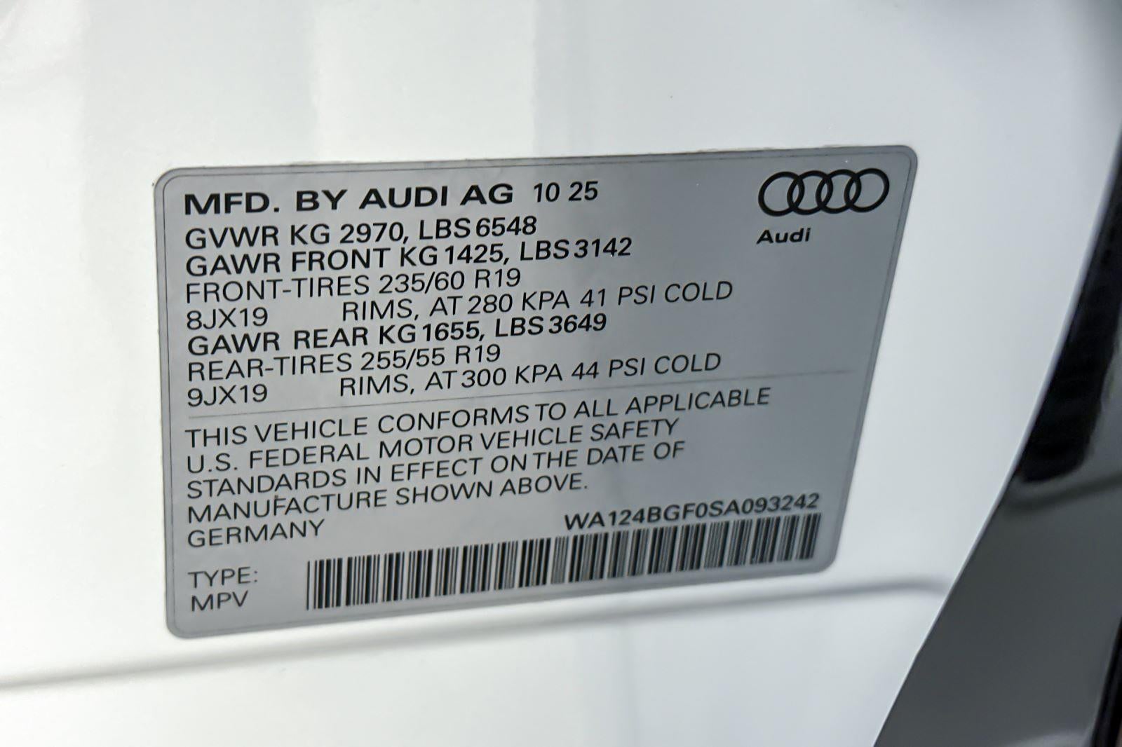 2025 Audi Q6 e-tron Premium Plus