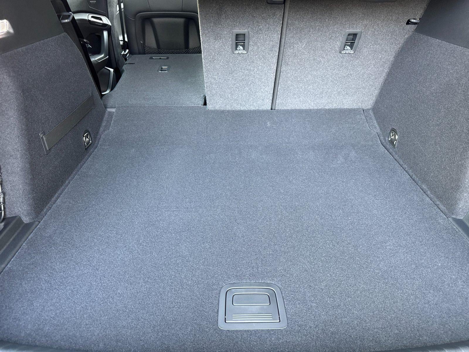 2025 Audi Q6 e-tron Premium Plus