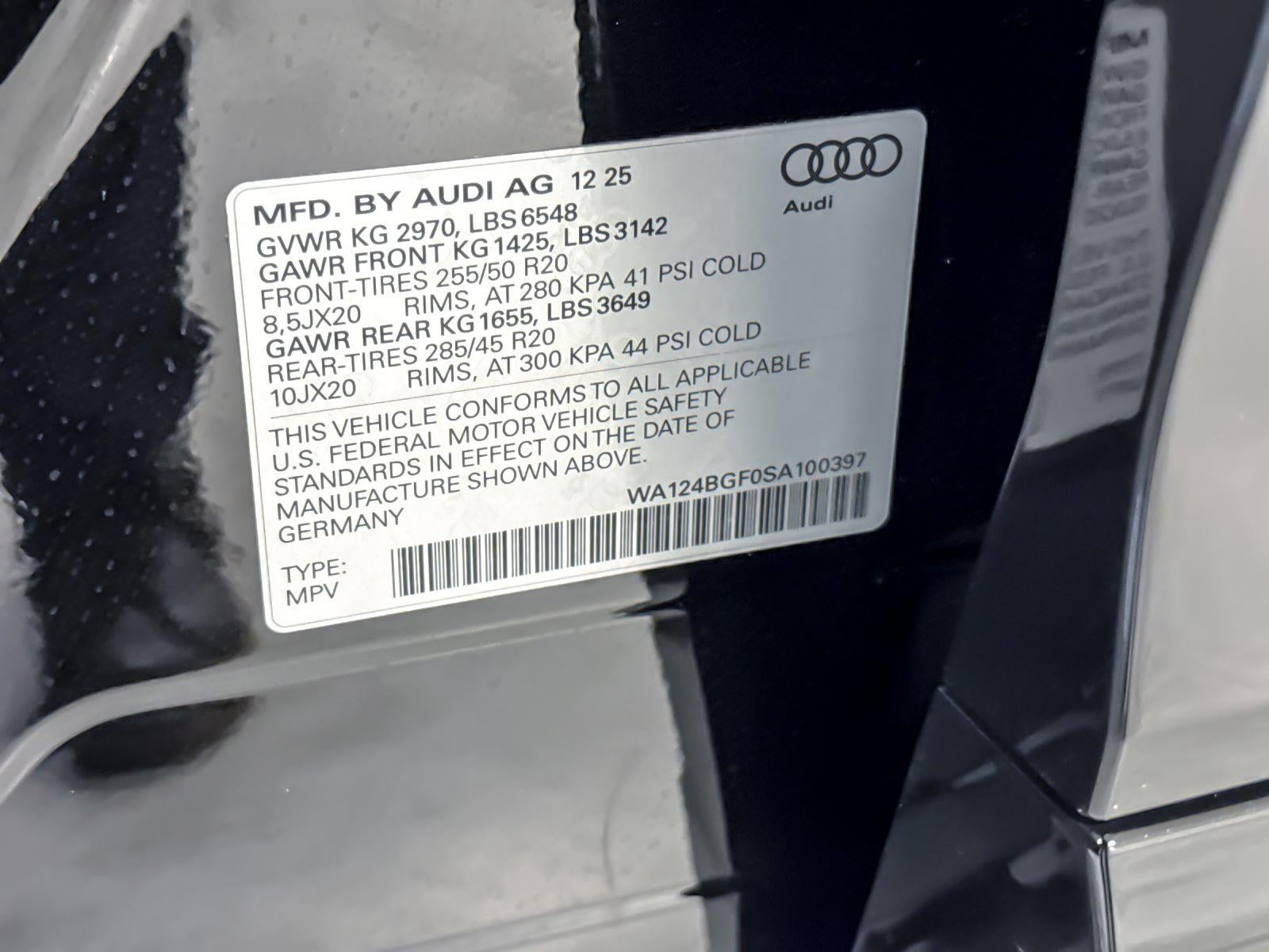 2025 Audi Q6 e-tron Premium Plus