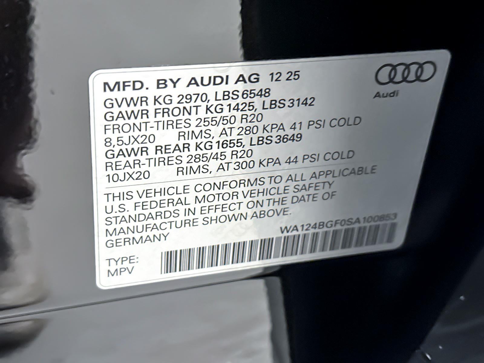 2025 Audi Q6 e-tron Premium Plus