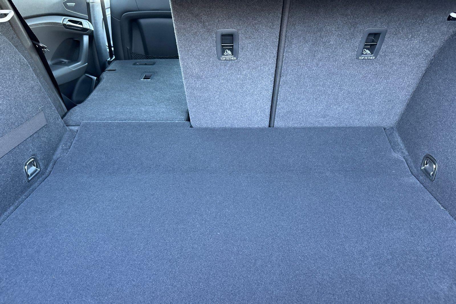 2025 Audi Q6 e-tron Premium Plus