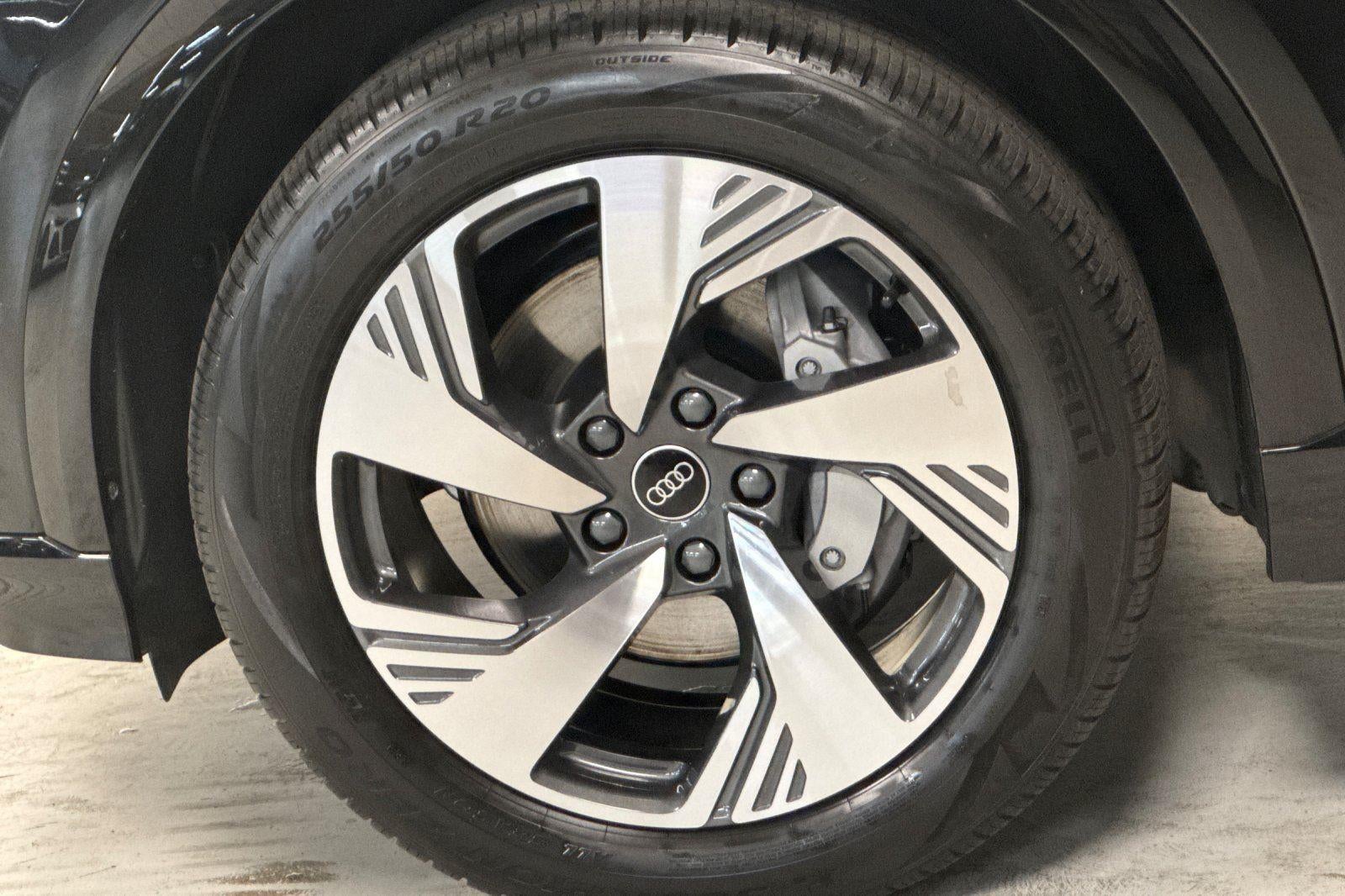 2025 Audi Q6 e-tron Premium Plus