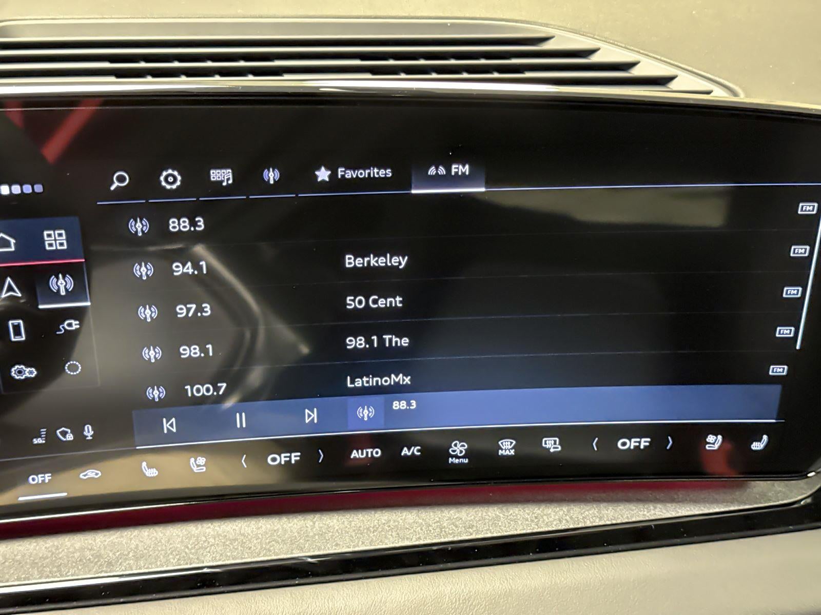 2025 Audi Q6 e-tron Premium Plus