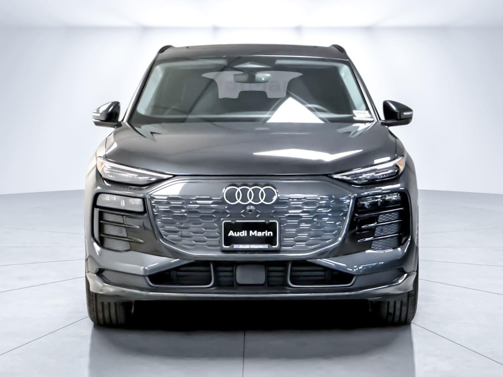 2025 Audi Q6 e-tron Premium Plus