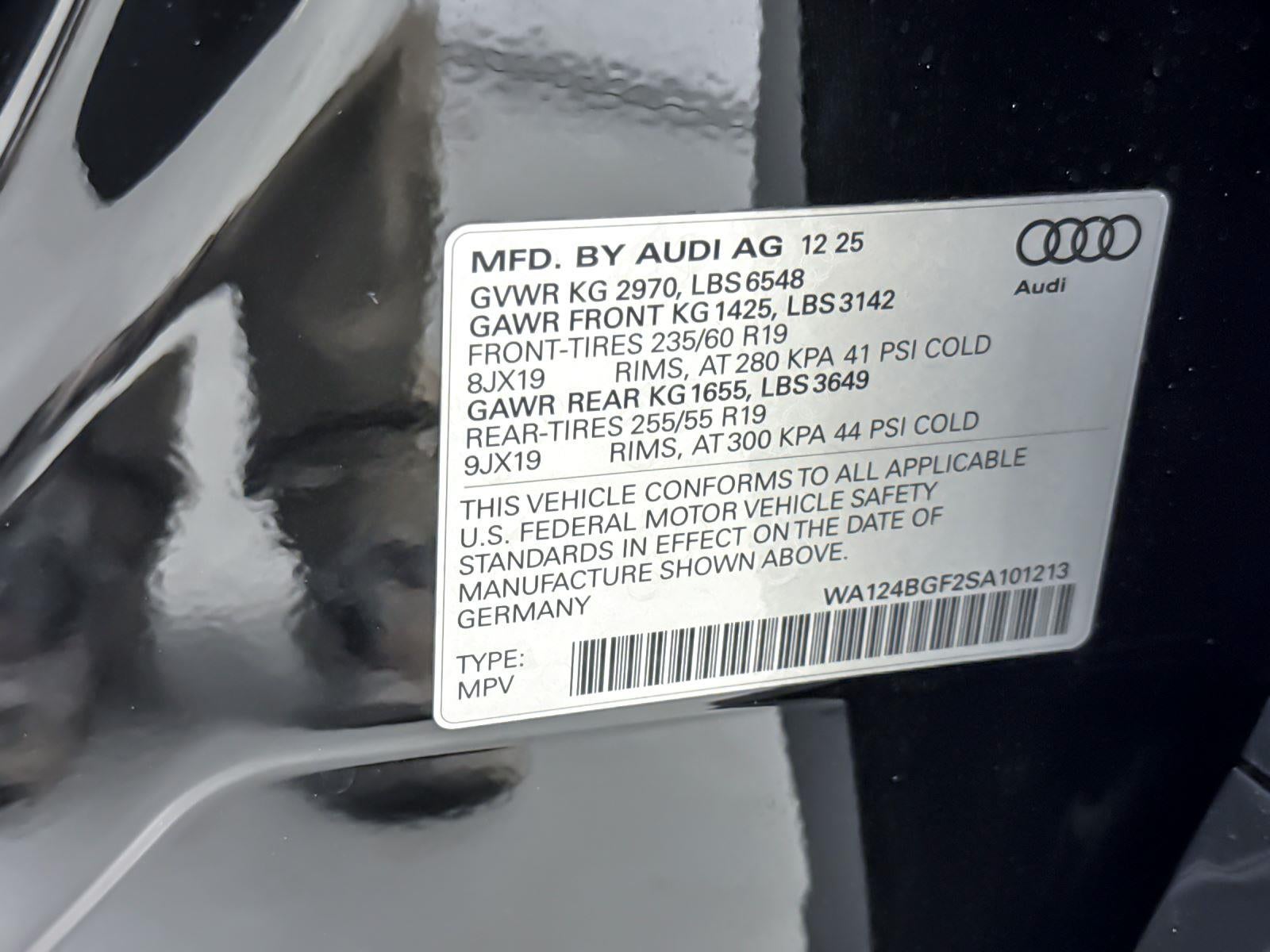 2025 Audi Q6 e-tron Premium Plus