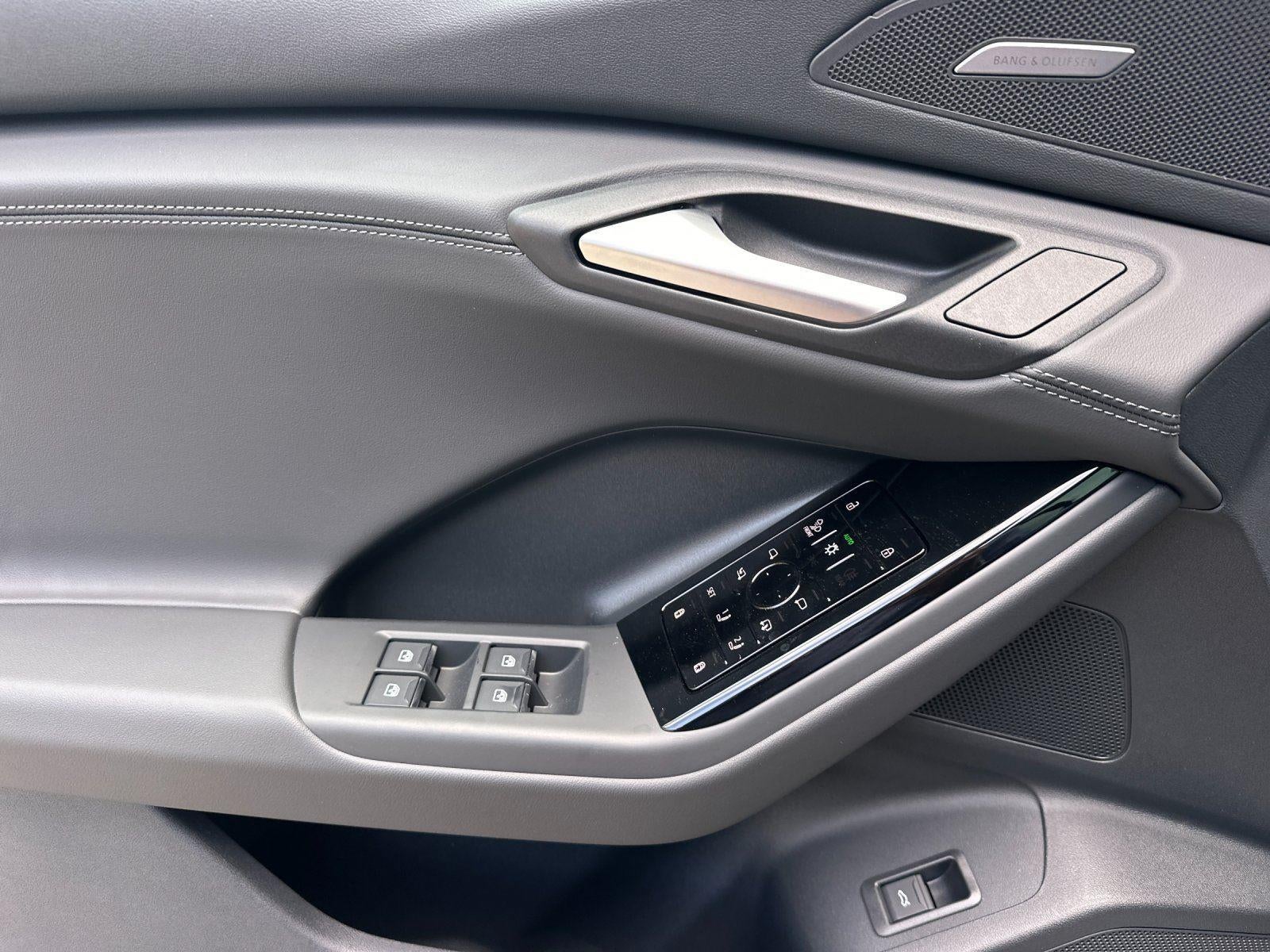 2025 Audi Q6 e-tron Premium Plus