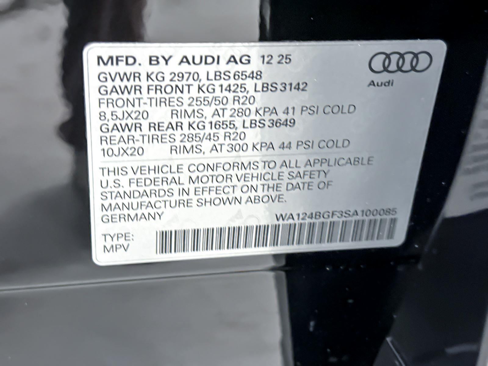 2025 Audi Q6 e-tron Premium Plus
