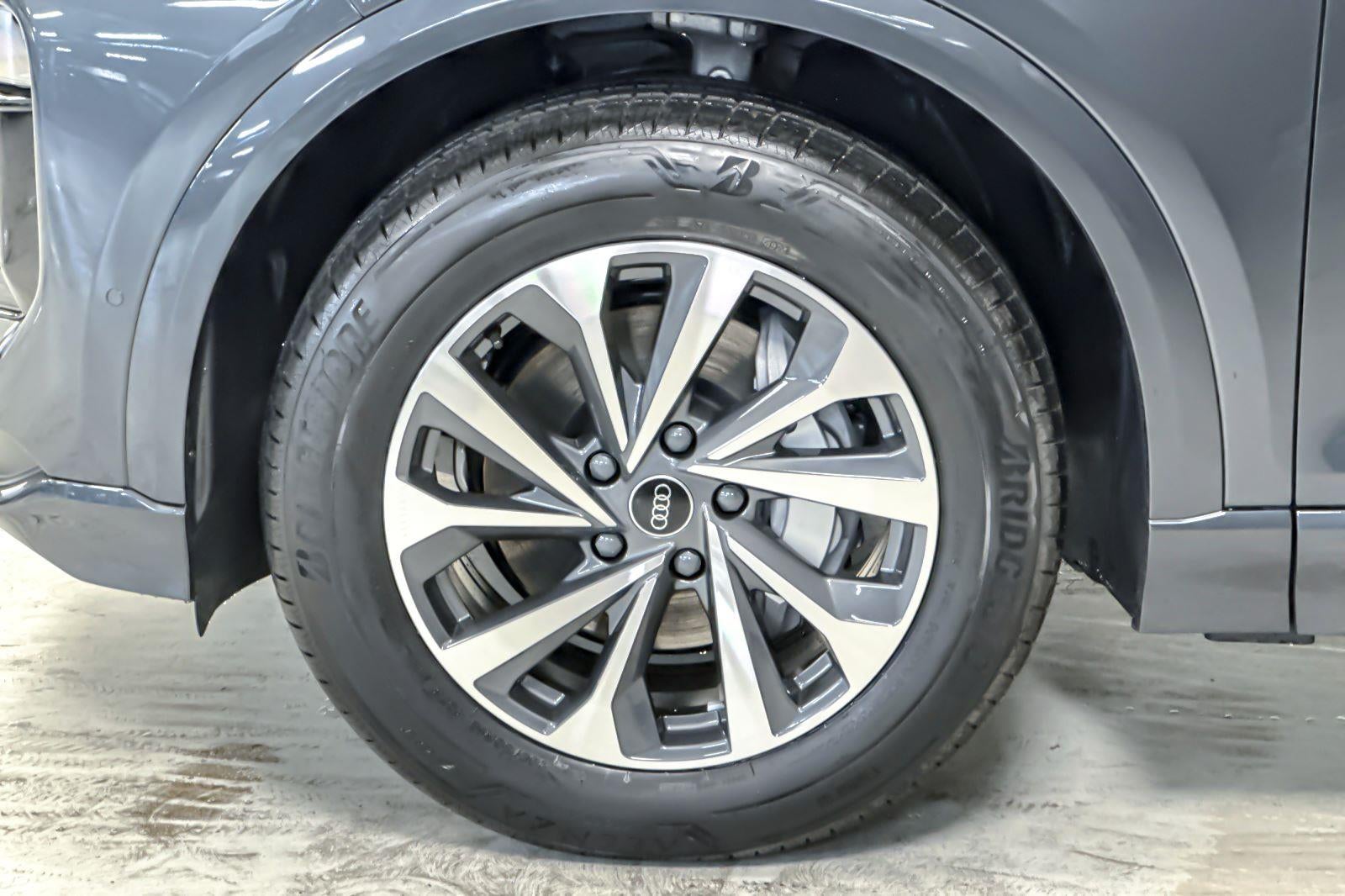 2025 Audi Q6 e-tron Premium Plus