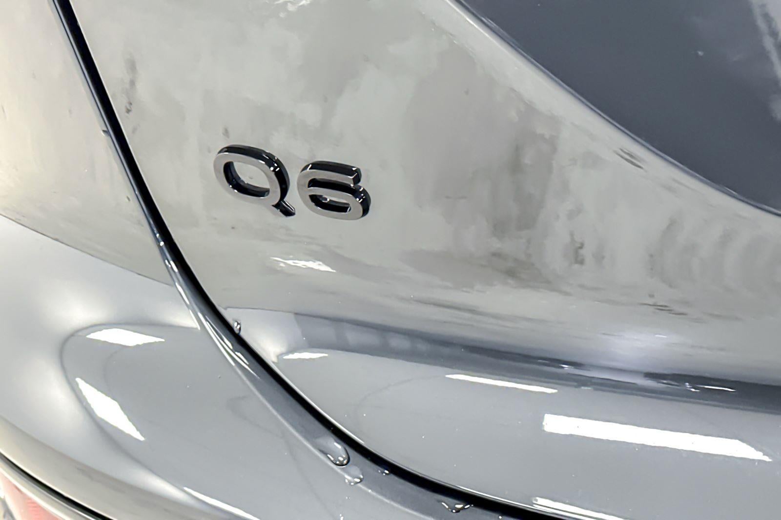 2025 Audi Q6 e-tron Premium Plus