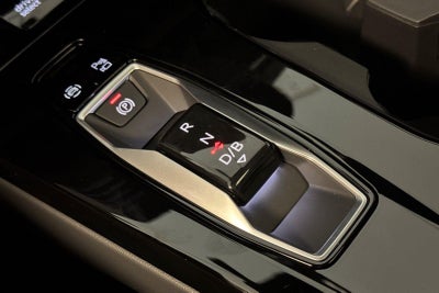 2025 Audi Q6 e-tron Premium Plus