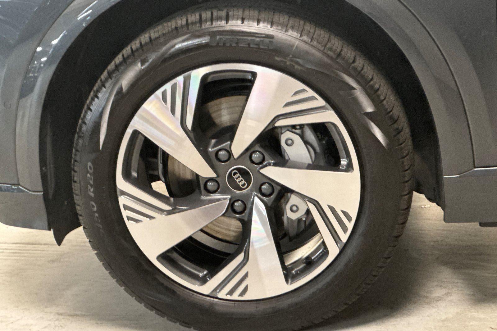 2025 Audi Q6 e-tron Premium Plus