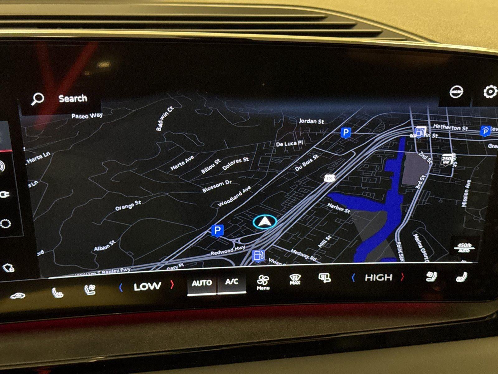 2025 Audi Q6 e-tron Premium Plus