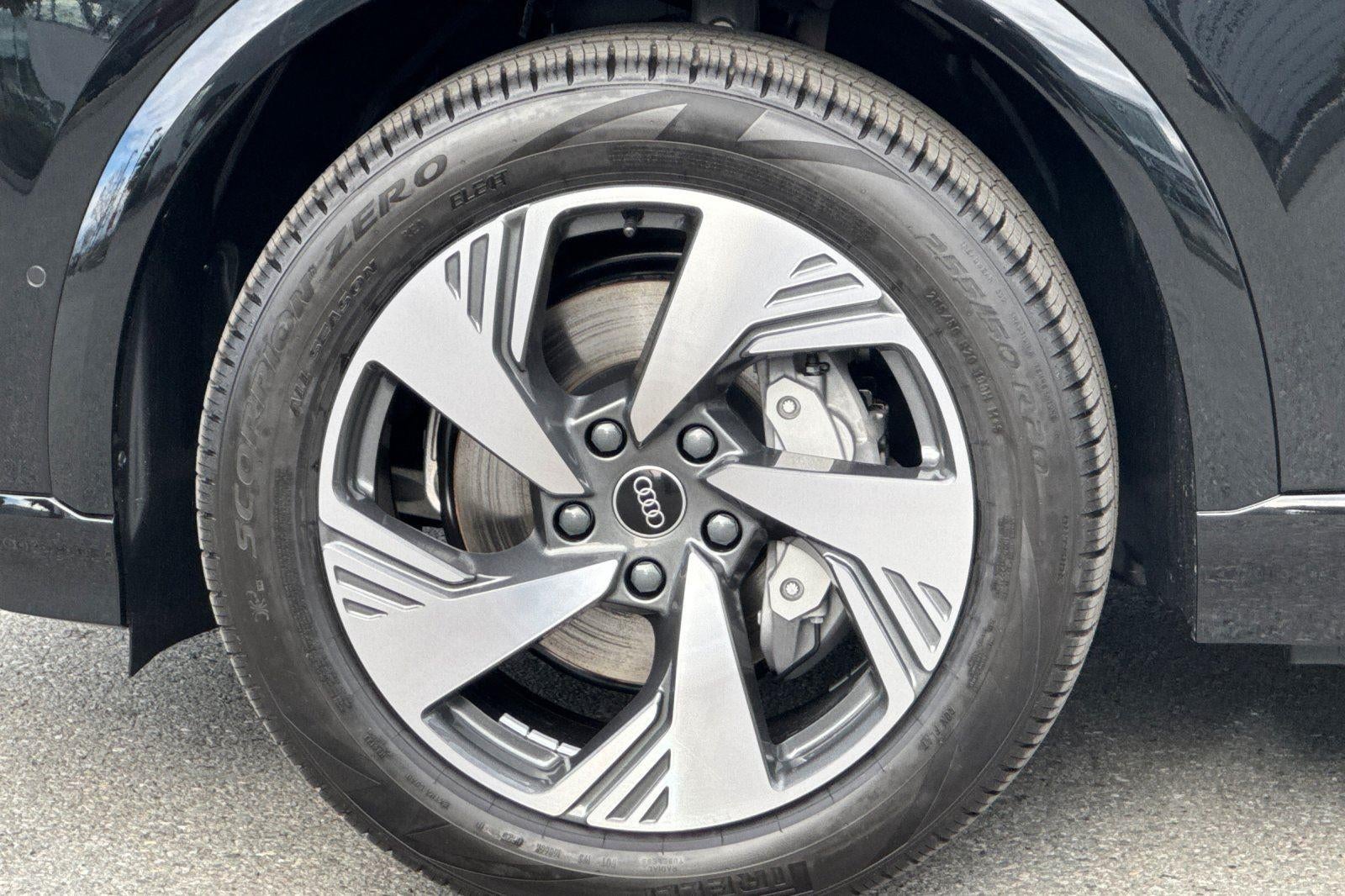 2025 Audi Q6 e-tron Premium Plus