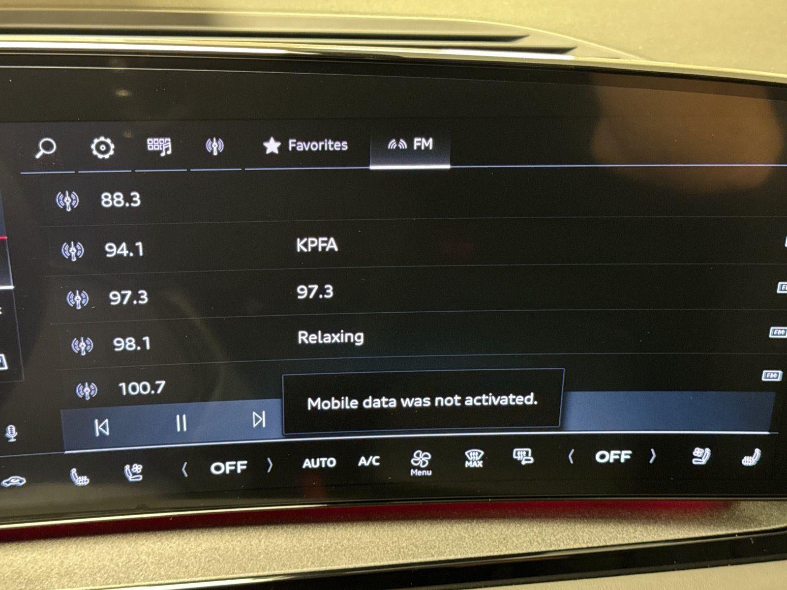 2025 Audi Q6 e-tron Premium Plus