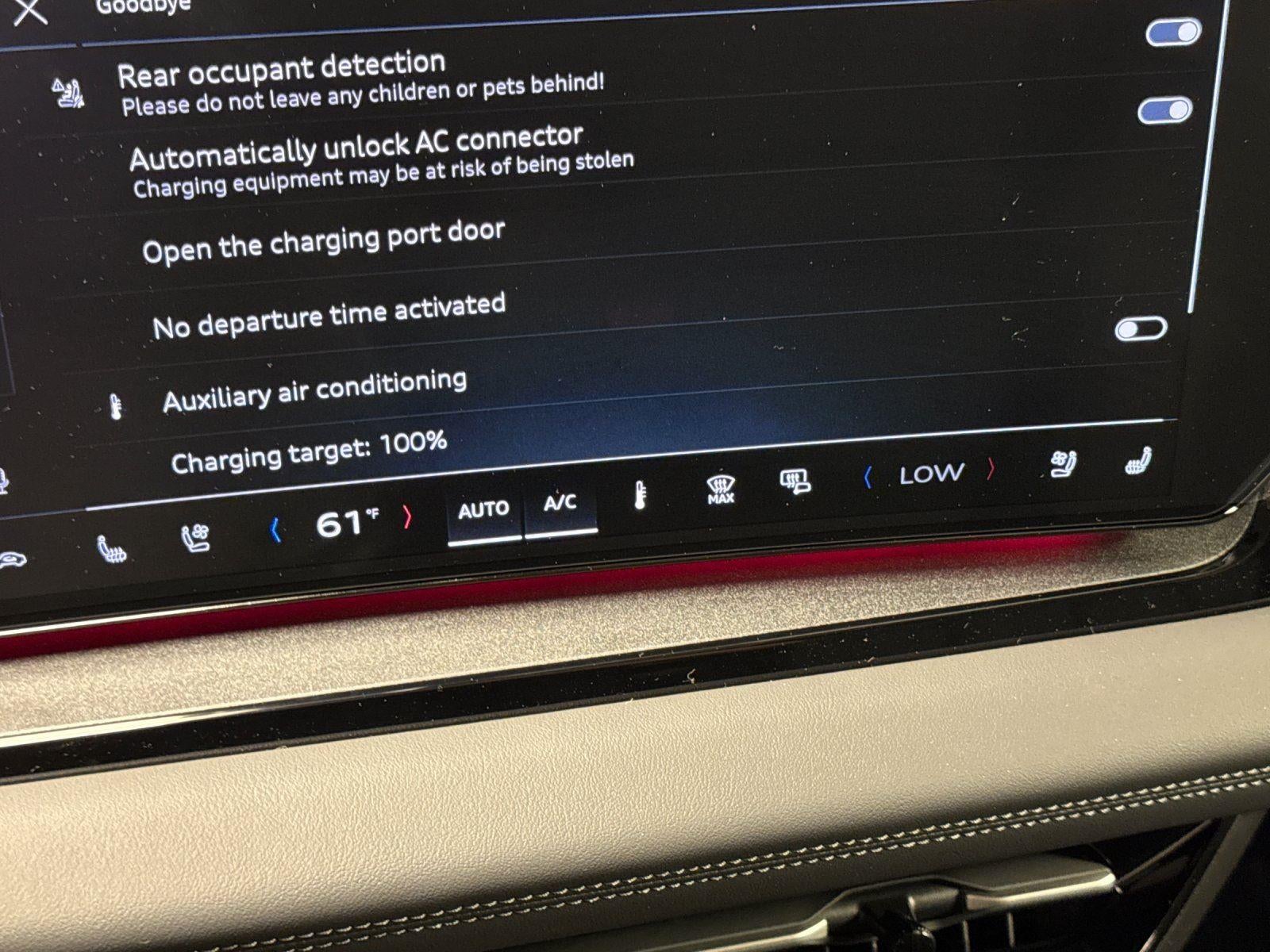 2025 Audi Q6 e-tron Premium Plus