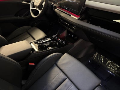 2025 Audi Q6 e-tron Premium Plus