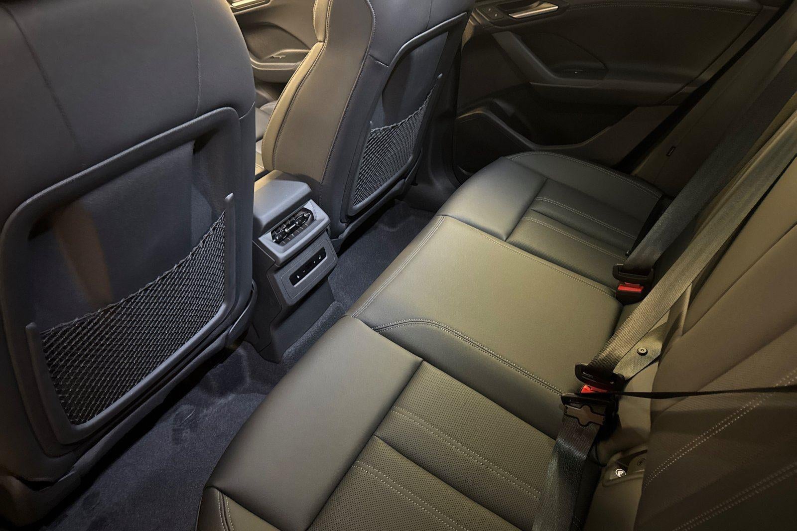 2025 Audi Q6 e-tron Premium Plus