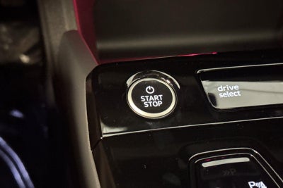 2025 Audi Q6 e-tron Premium Plus