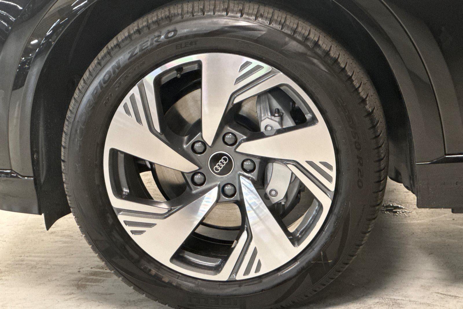 2025 Audi Q6 e-tron Premium Plus