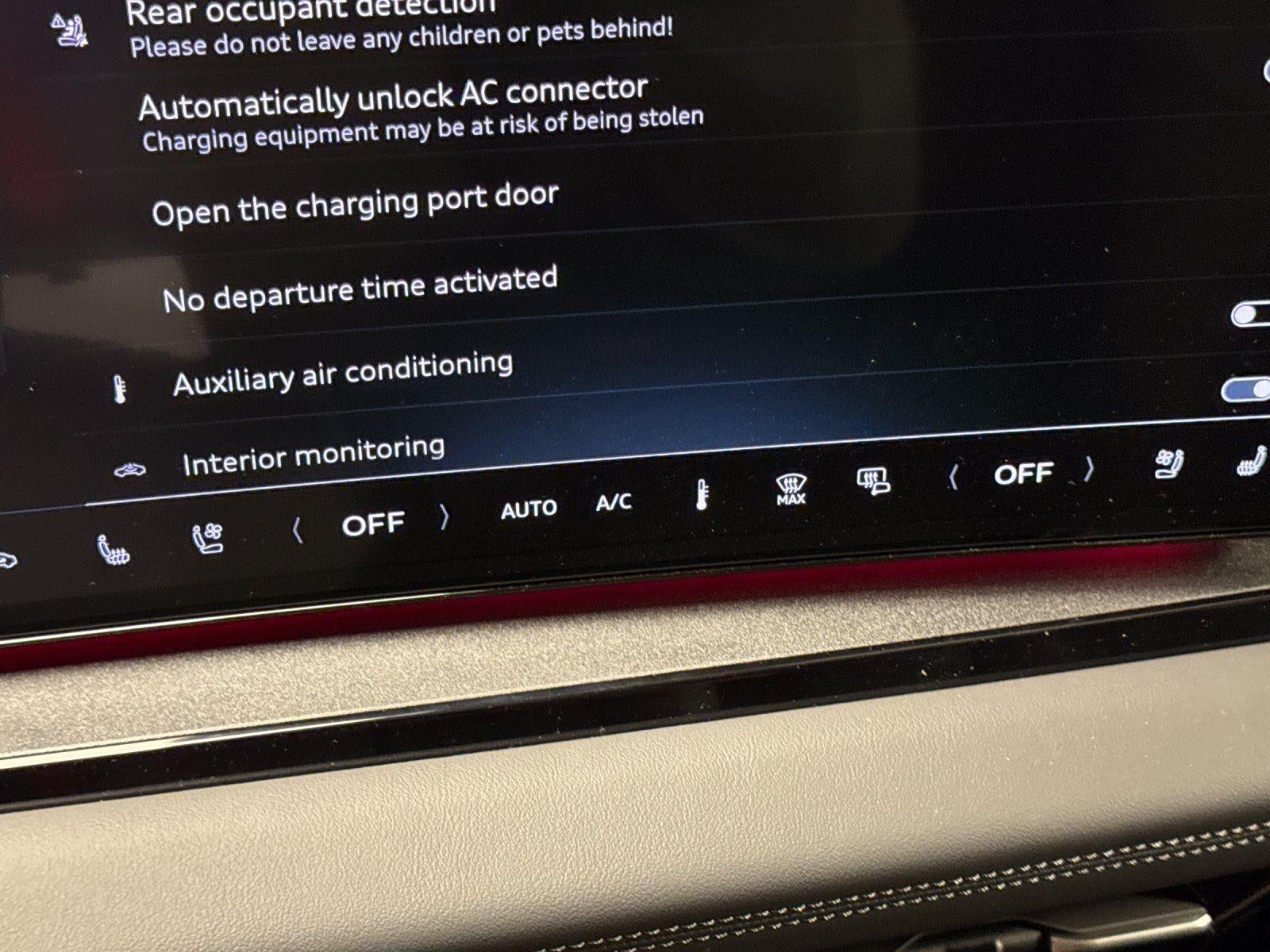 2025 Audi Q6 e-tron Premium Plus