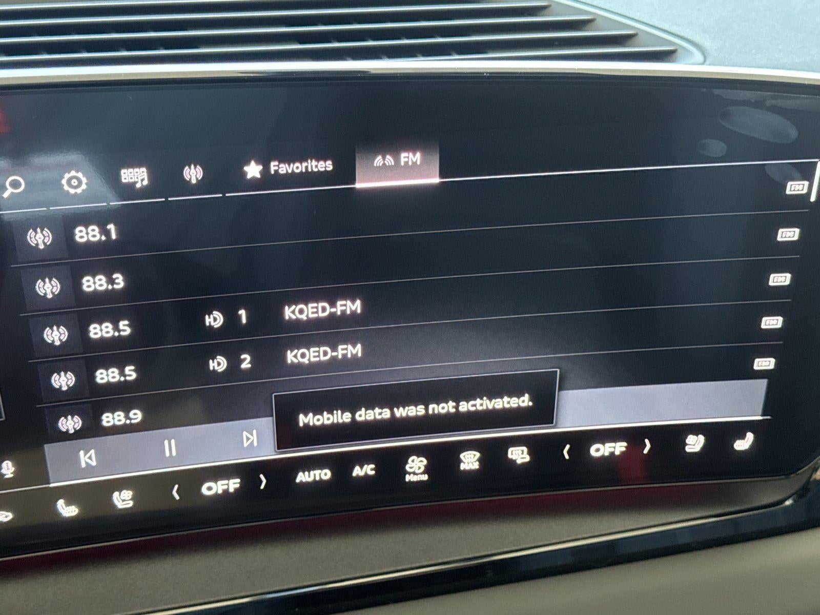 2025 Audi Q6 e-tron Premium Plus