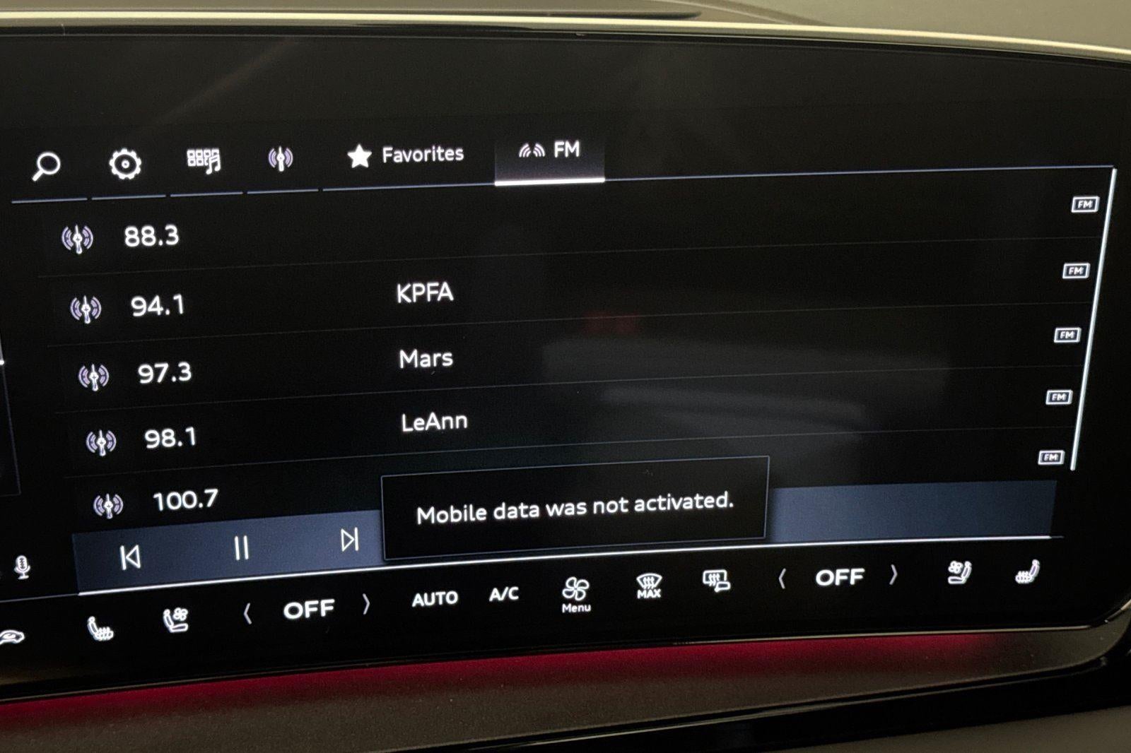 2025 Audi Q6 e-tron Premium Plus