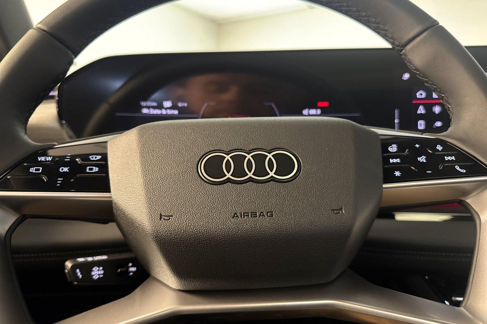 2025 Audi Q6 e-tron Premium Plus