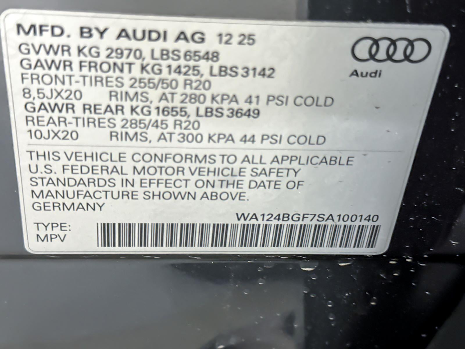 2025 Audi Q6 e-tron Premium Plus