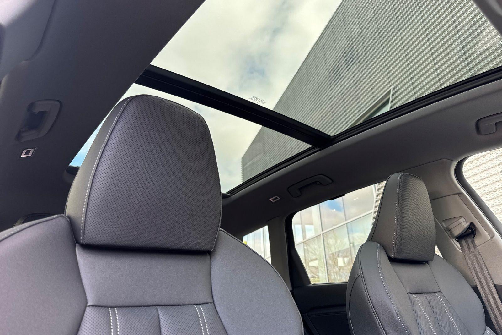 2025 Audi Q6 e-tron Premium Plus