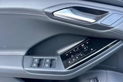 2025 Audi Q6 e-tron Premium Plus