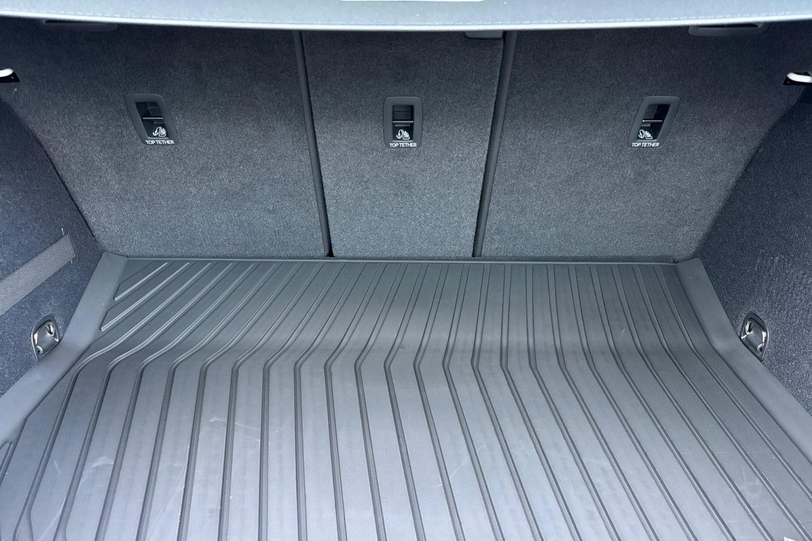 2025 Audi Q6 e-tron Premium Plus