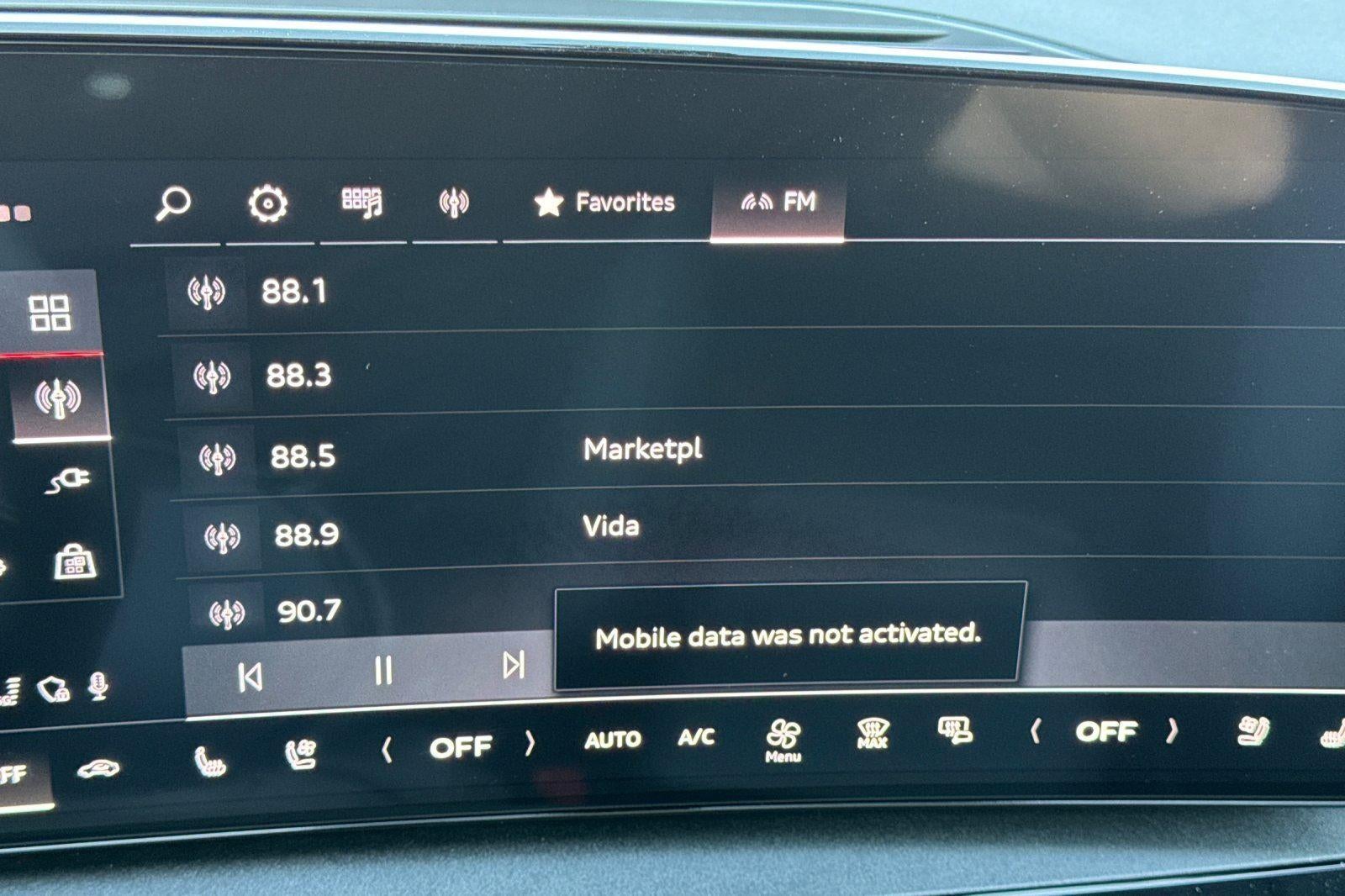 2025 Audi Q6 e-tron Premium Plus