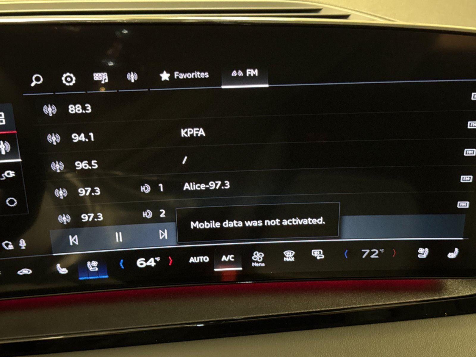 2025 Audi Q6 e-tron Premium Plus