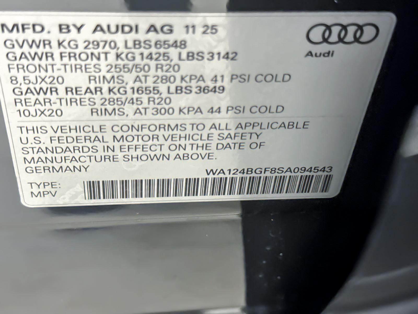 2025 Audi Q6 e-tron Premium Plus
