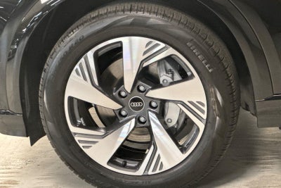 2025 Audi Q6 e-tron Premium Plus