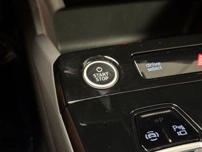 2025 Audi Q6 e-tron Premium Plus