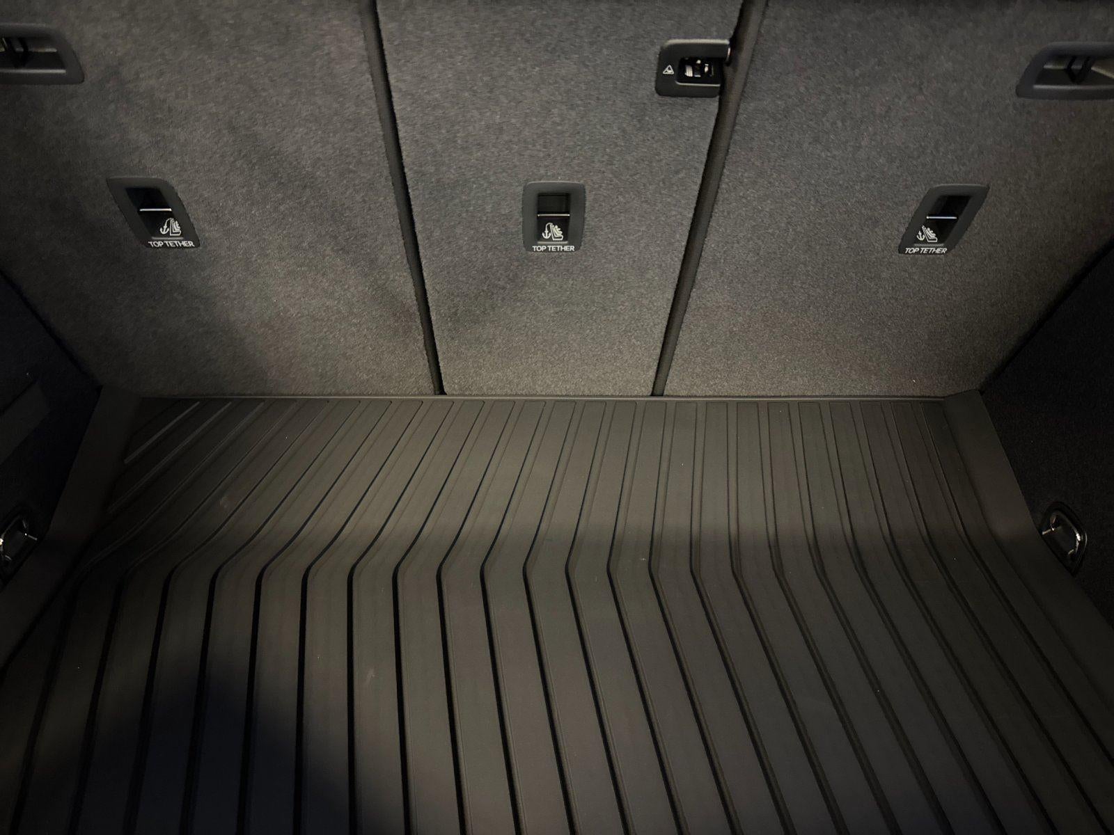 2025 Audi Q6 e-tron Premium Plus