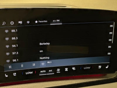 2025 Audi Q6 e-tron Premium Plus