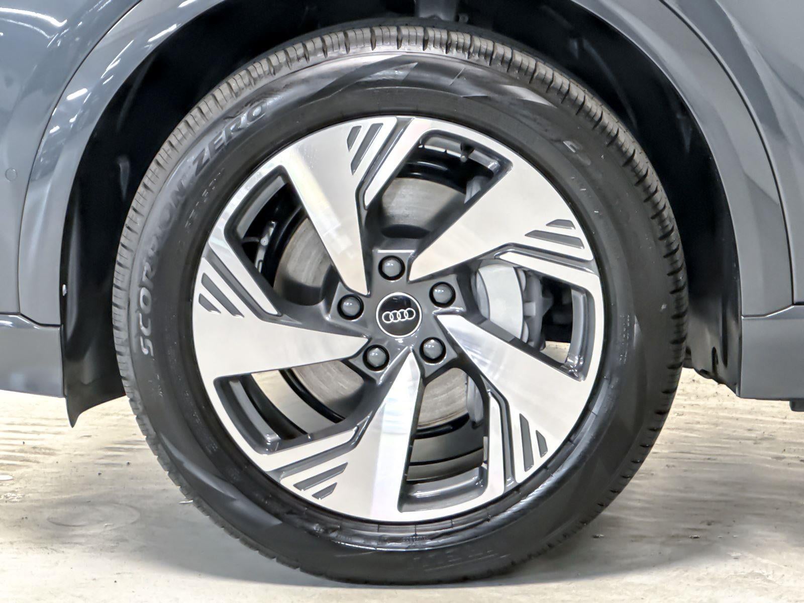 2025 Audi Q6 e-tron Premium Plus