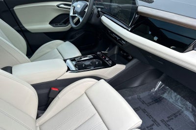 2025 Audi Q6 e-tron Premium Plus