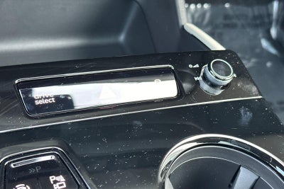 2025 Audi Q6 e-tron Premium Plus