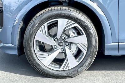 2025 Audi Q6 e-tron Premium Plus