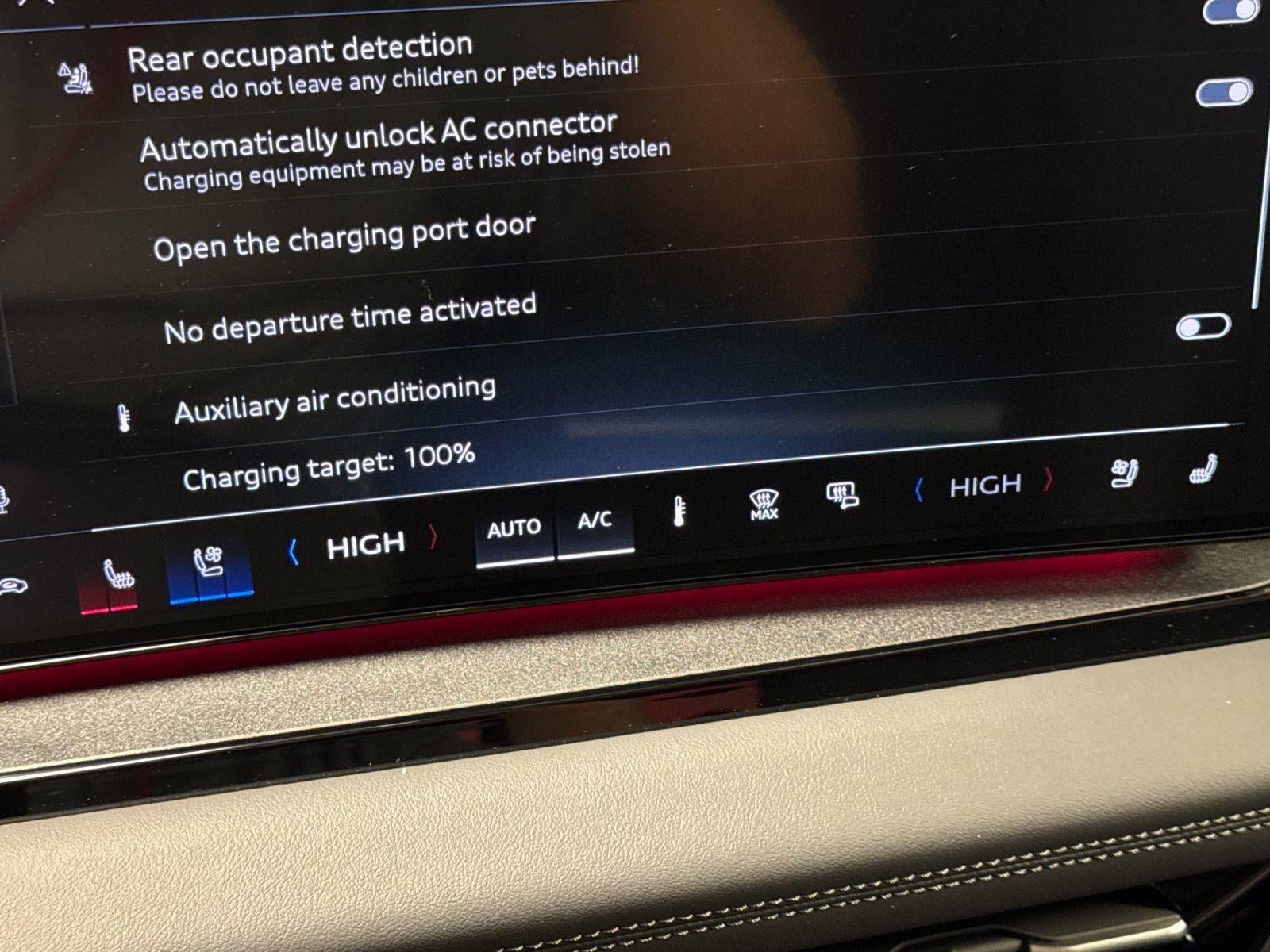 2025 Audi Q6 e-tron Premium Plus